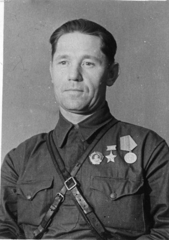 80 лет "Золотой Звезде" героя.