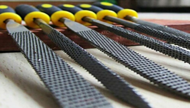 Почему женщины выходят на пенсию раньше мужчин? Хотя живут дольше!