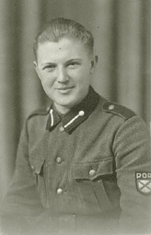 Памятник примирения – кому и зачем