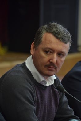 Аркадий Волож выступил против военных действий России на территории Украины — «Коммерсантъ»