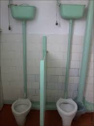 Для чего нужен ящик под духовкой в плите?