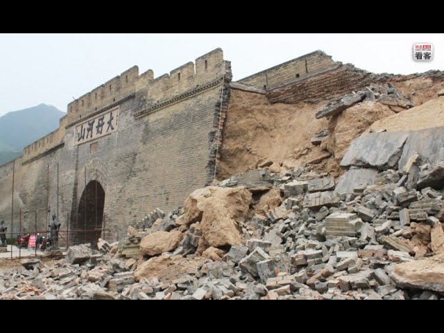 Одни уверены, что Египетские пирамиды построили инопланетяне, другие отрицают. Кто прав?