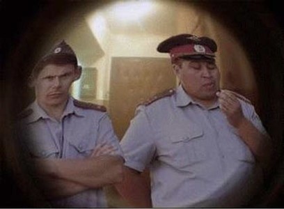 Открывай бл**ь!