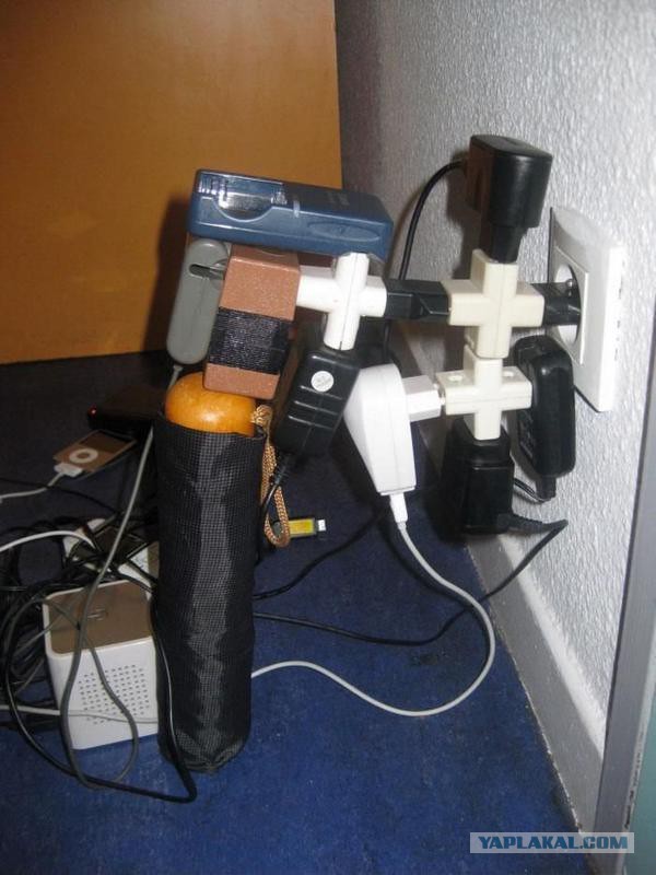 Переноску запилил