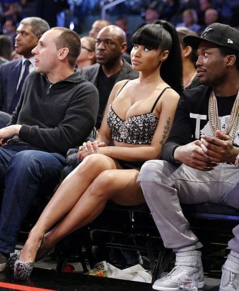 Засветы непроизвольные, и произвольные тоже