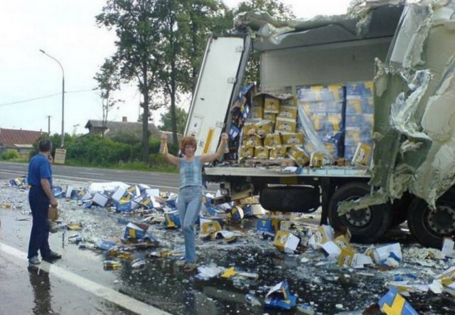 Никого не трогаю...и бац!