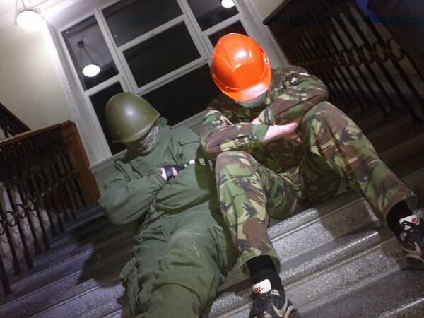 Донецк штурмует  адмистрацию