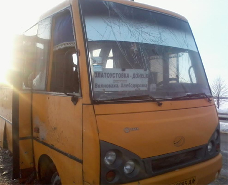 Видео растреляного автобуса под Волновахой