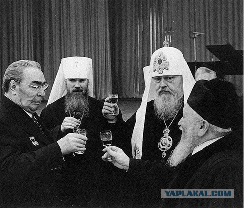 Патриарх Кирилл призвал помнить о плюсах коммунизм