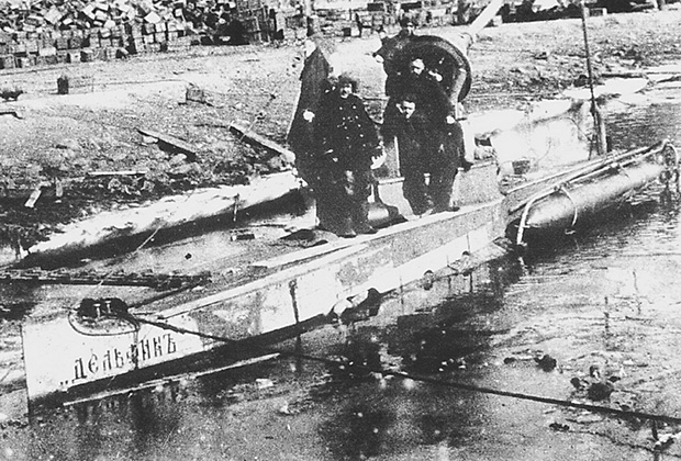 Роковая ошибка, гибель экипажа и самоубийство командира: как утонула первая российская подлодка