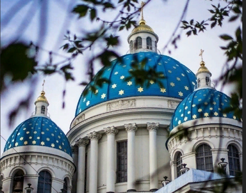 Москвича арестовали за кофту с рунами