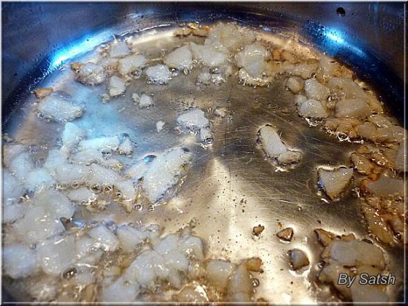 Томатный суп с хлебом