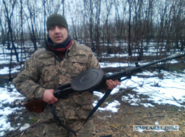 Порошенко предложили взимать плату за пролет над Украиной российских спутников