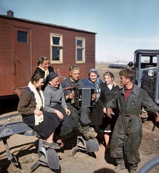Фотографии из прошлого нашей страны - 28