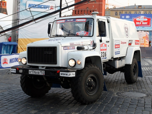 Игра на ЯПе: Угадай АВТО-8