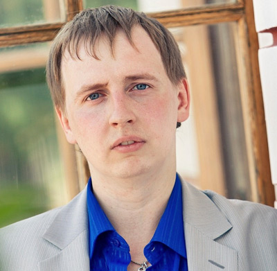 Чувак вступился за девушек в метро..