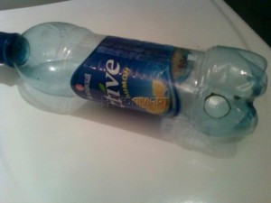 Что скапливается под задним сиденьем автомобиля