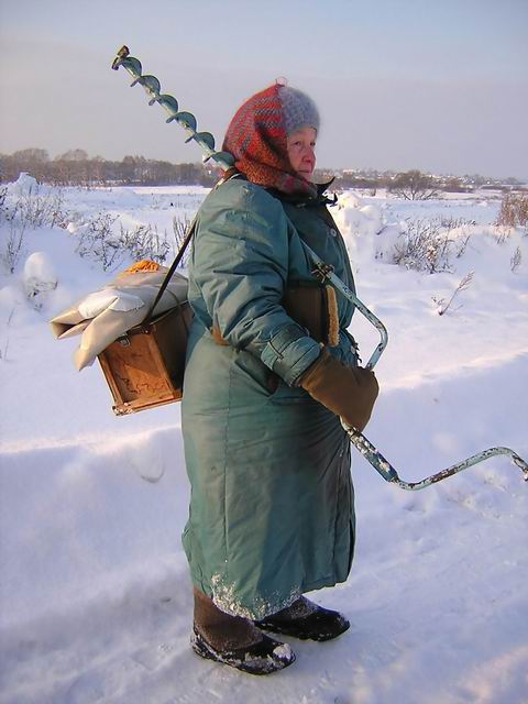 Ну, за рыбалку!  ©