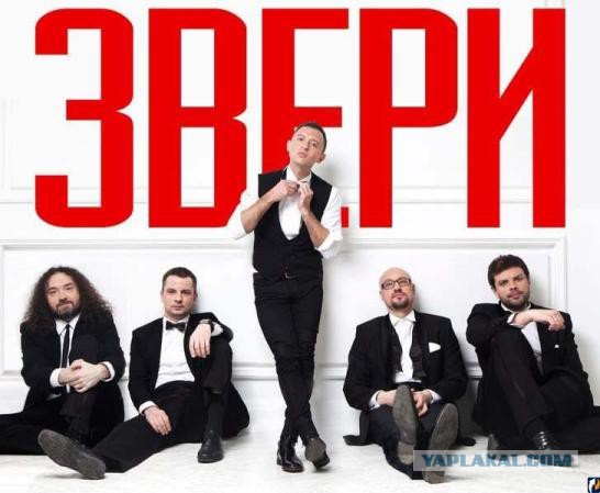 В Екатеринбурге неизвестный сломал нос посетительнице гей-клуба