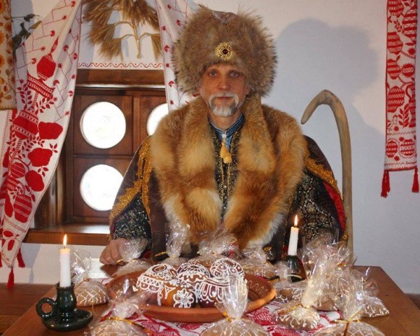 На Деда Мороза и Снегурочку пожаловались в СБУ.
