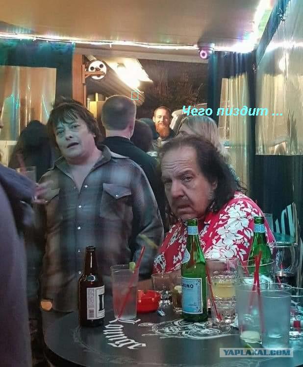 Порнозвезда на пенсии пожаловалась на постоянные предложения секса за деньги