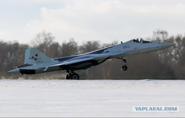 Оказавшись вблизи от Су-57 или Су-35, американскому пилоту необходима не пушка, а катапульта