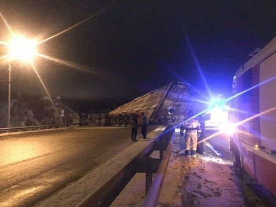 В Оренбурге рухнул мост на улице Терешковой