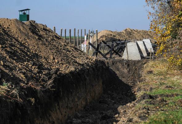 Зачистка аэропорта от войск украинских ВС