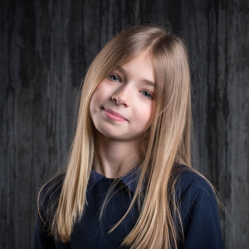 Власти Украины против 12-летней девочки