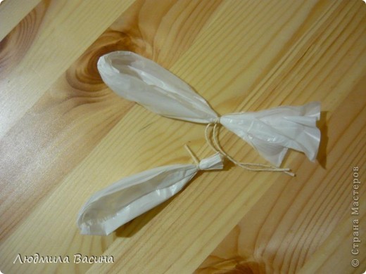 Игрушка своими руками: Полиэтиленовый кролик