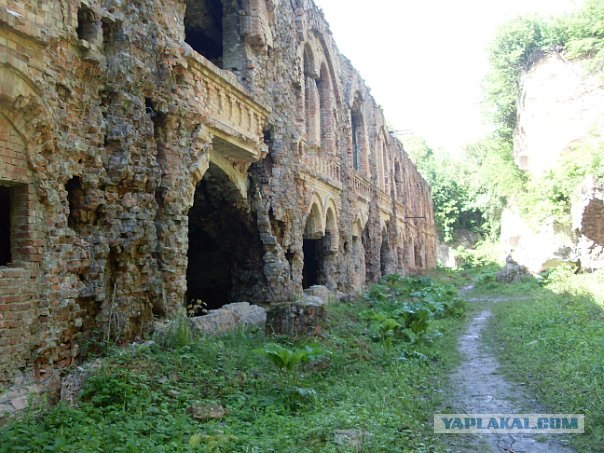 Таракановский форт