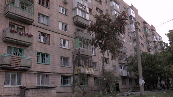 Обстрел жилого района. г.Луганск 14.07.2014