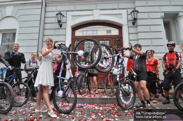 Первая велосвадьба в Казани