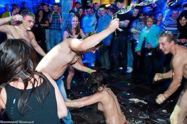 Ужасы и приколы из соцсетей 18+