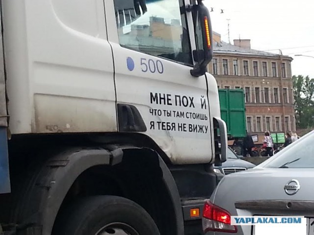В Екатеринбурге гаишник с камерой на мотоцикле догнал байкера-нарушителя