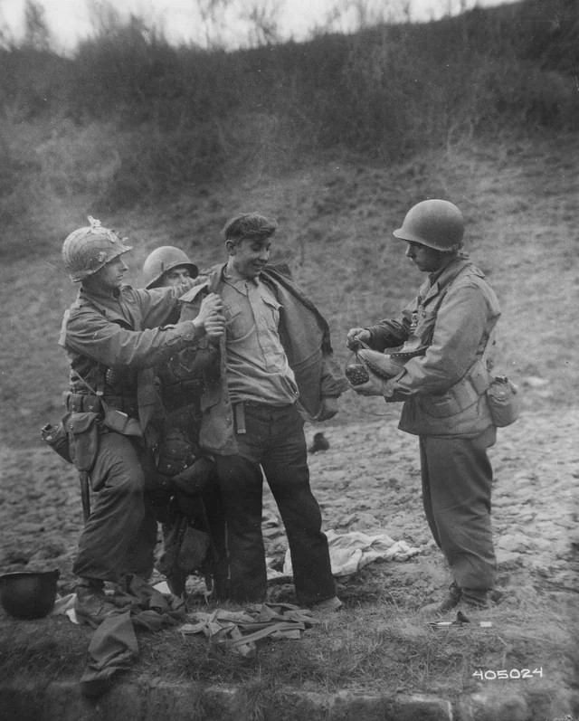 Великая Отечественная в фотографиях - 24
