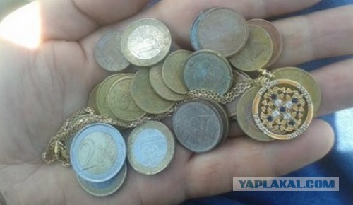 35  мешков пластикового мусора