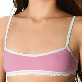 Девушка уменьшила большую грудь, которая свисала до живота