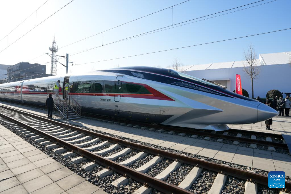 Китай показал прототип самого быстрого поезда в мире CR450, развивающего скорость 450 км/ч