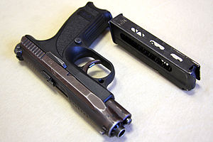 Распаковываем Ruger SR9C