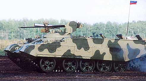 «Бумеранг» VS БТР-80. Зачем Российской армии «тяжёлые колеса»?