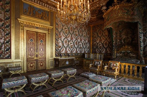 Так жить нельзя: нефтяников Сургута завалило золотом