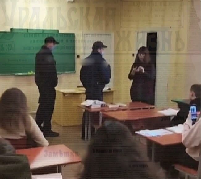 выгнал с позором. гнать с позором. выгнал с позором. Firansiya namoyishlar. выгнал с позором.