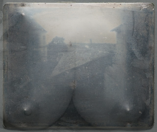 Первая в истории фотография: на её создание а 1820 году ушло 8 часов