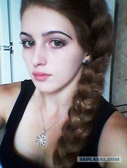 Красивая и сильная русская девушка