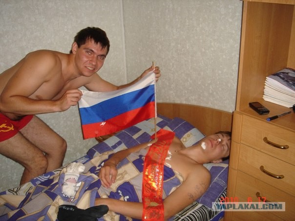 Как приятно нажраться у друзей