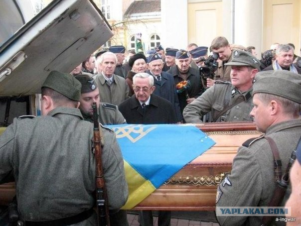 Ополченцы остановили 40 танков под Луганском