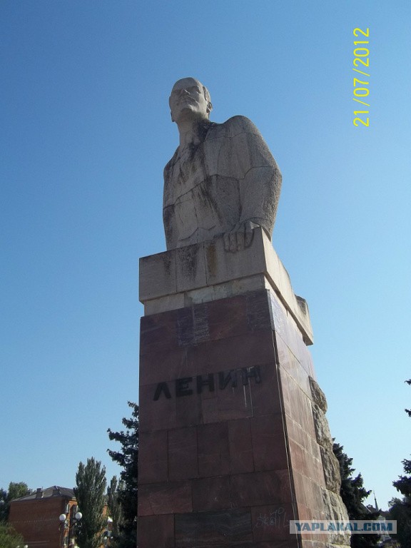 Какие прозвища дают памятникам в России