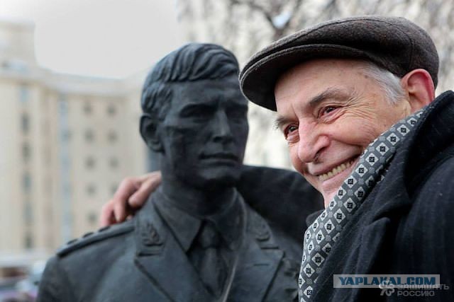 В Москве может появиться памятник Василию Лановому