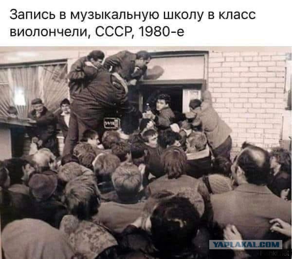 Охранников в школах обяжут иметь оружие, бронежилеты и шлемы
